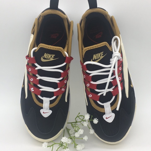 nike zoom 2k sneakers in black and gold